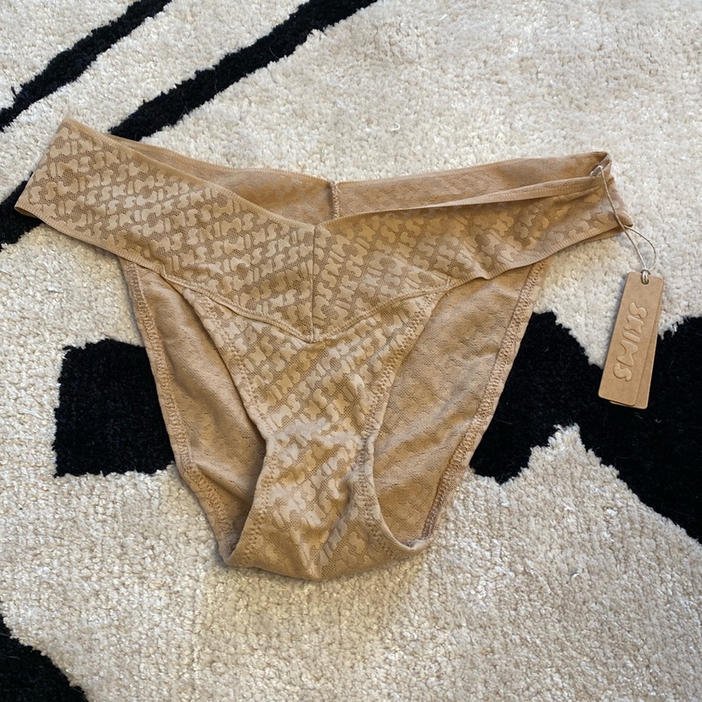 NWT! SKIMS Mesh Logo Cheeky Brief